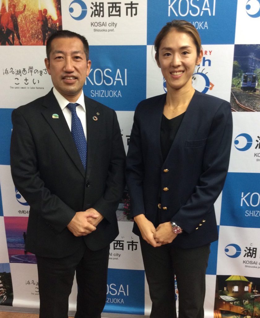 LINE_ALBUM_2022.11.5-10月分活動報告(紫村仁美選手)_221106_6_02